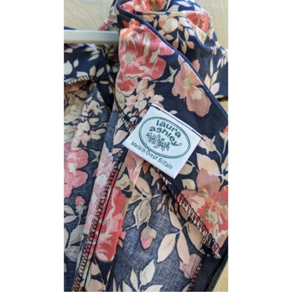 Vintage 90's Laura Ashley floral off the shoulder knee length dress 8 - Picture 8 of 9